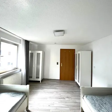 Apartamento Monteurwohnungen - Monteurunterkunft In Bei Würzburg *