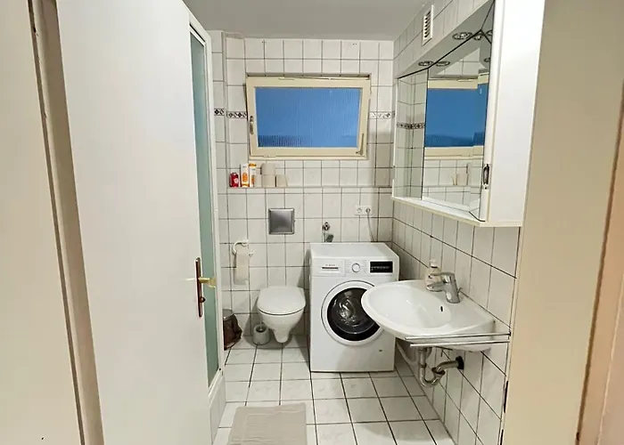 Monteurwohnungen - Monteurunterkunft In Bei Würzburg *