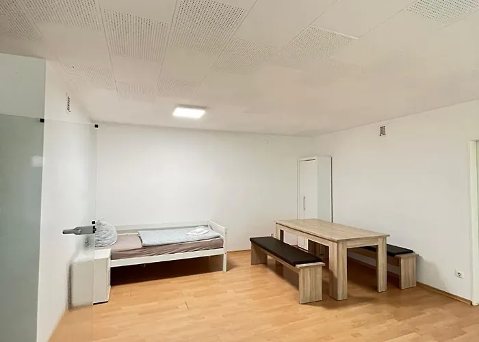 Monteurwohnungen - Monteurunterkunft In Bei Wuerzburg アパート *